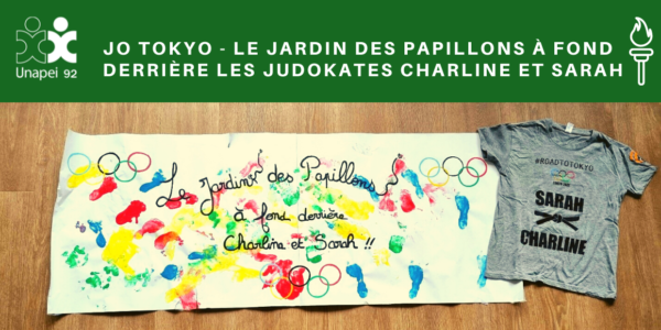 JO Tokyo – Le Jardin des Papillons à fond derrière les Judokates Charline et Sarah